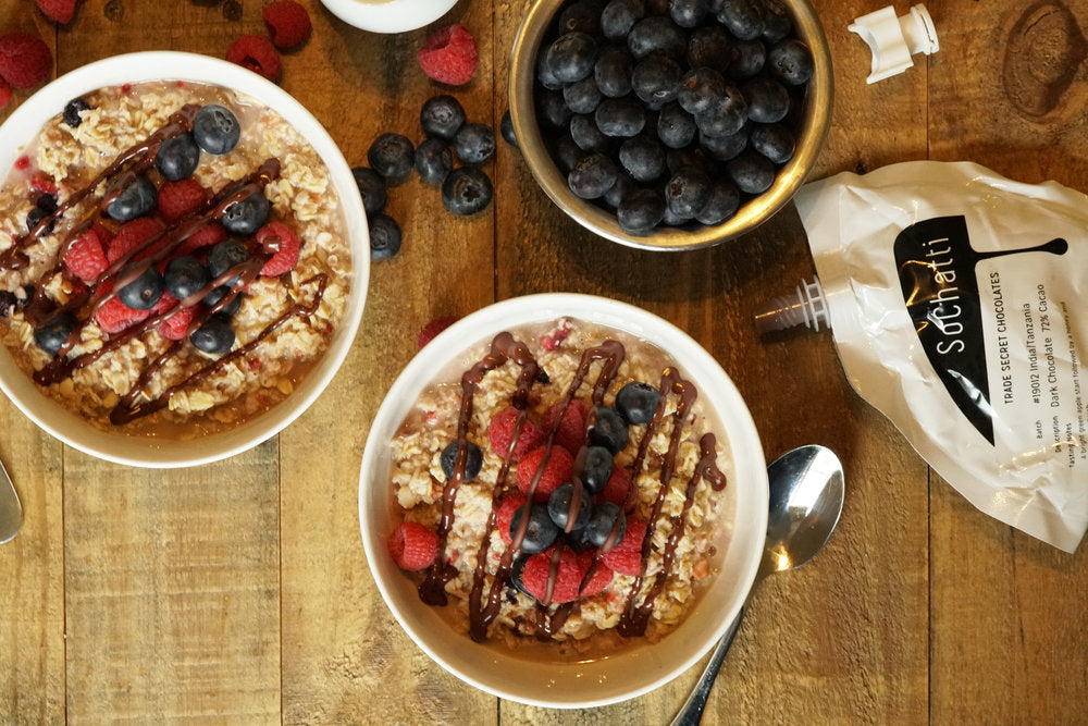 Oatmeal with Fresh Fruit and Chocolate Drizzle